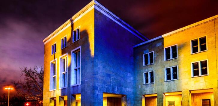 Fine-Art Photo Serie: Flughafen Berlin Tempelhof bei Nacht